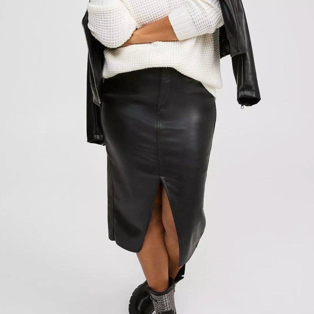 💙 Torrid Midi Faux Leather Front Slit Skirt Size 20